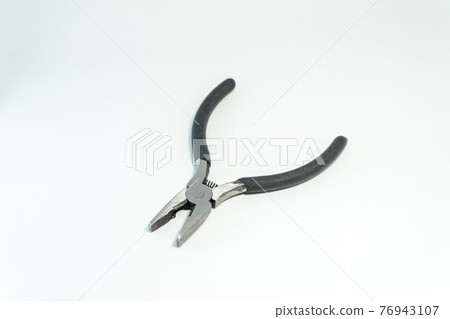 Pliers 76943107