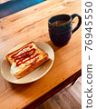 Breakfast 76945550