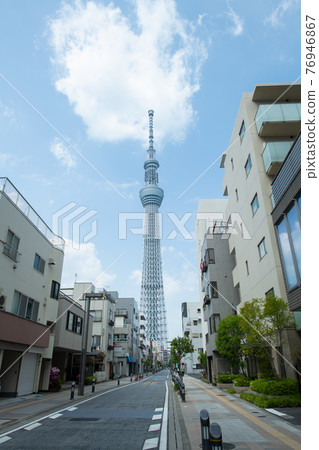 Tokyo Sky Tree and Tokyo sky and clouds 76946867