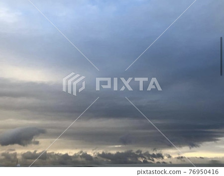 Cloudy sky Cloudy sky 76950416