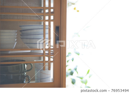 Room where the morning sun shines, cupboard where Japanese tableware is stored Room where the morning sun shines, cupboard where Japanese tableware is stored 76953494