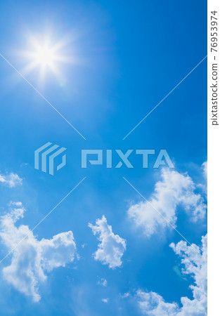 Midsummer sun Midsummer sun 76953974