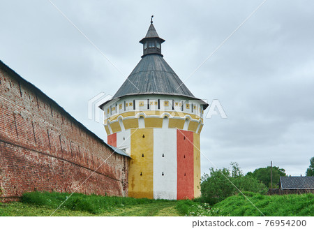 paso-Prilutsky monastery in Vologda. paso-Prilutsky monastery in Vologda. 76954200