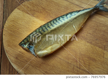 Macrou afumat Macrou afumat 76957976