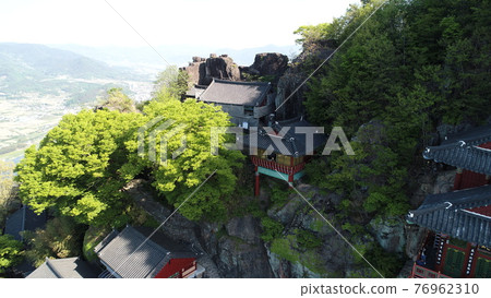 Saseongam, Gurye, Jeollanam-do 76962310
