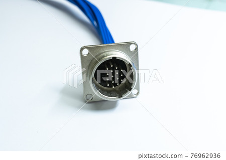 [Electric wire processing] Electric wire with a connector [Industry] 76962936