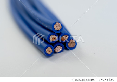 [電線] 加工前的電線/電纜 [電氣材料] 76963130