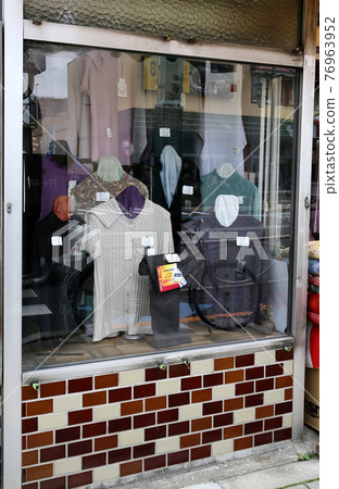 顯示窗口 76963952