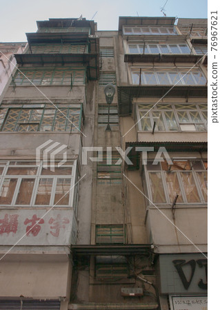 29 July 2007 very crowded shopping district with tong lau, wan chai 76967621