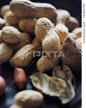 Organic nuts peanuts, food, snack 76968768