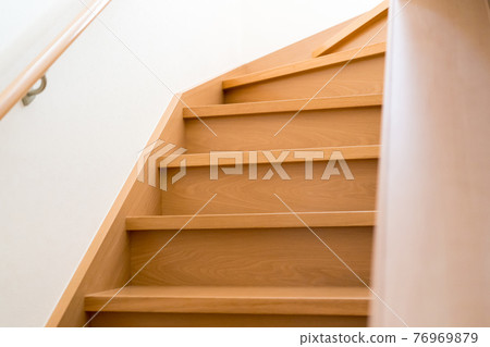 木屋樓梯 76969879