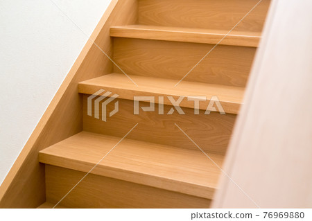 木屋樓梯 76969880