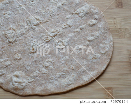 Fresh round tortilla 76970134