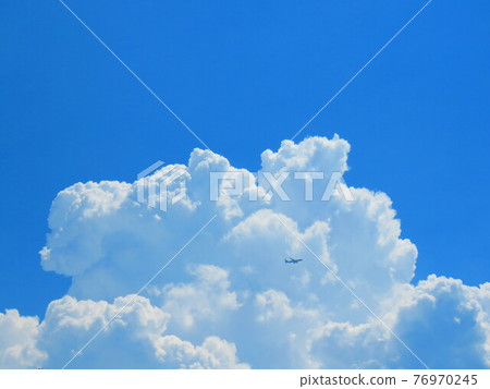 blue sky and white clouds 76970245