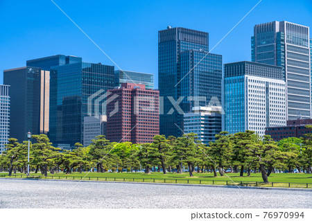 《Tokyo》 Marunouchi office district, Kokyo Gaien 《Tokyo》 Marunouchi office district, Kokyo Gaien 76970994