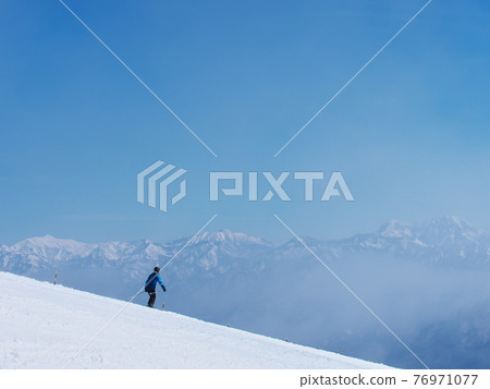Hakuba Happoone Ski Resort Skiers skiing on the Riesengrat course Hakuba Happoone Ski Resort Skiers skiing on the Riesengrat course 76971077