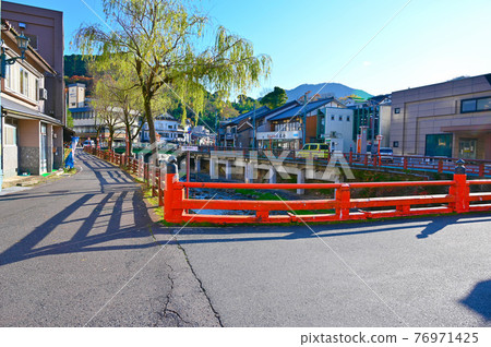 Yumura Onsen Prosperity Bridge Haruki River Shinonsen Town, 兵庫縣 Yumura Onsen Prosperity Bridge Haruki River Shinonsen Town, 兵庫縣 76971425