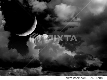 The moon in the night sky The moon in the night sky 76972889