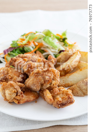 油炸食品 油炸食品 76973773