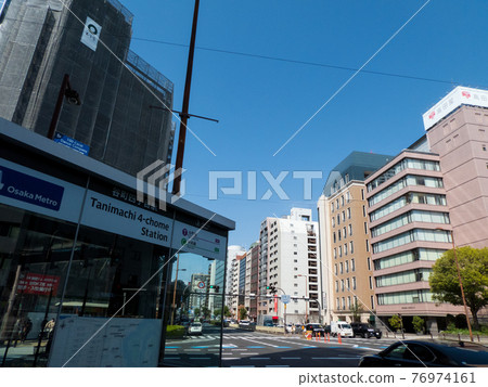 地鐵谷町四丁目站前3號出口 地鐵谷町四丁目站前3號出口 76974161