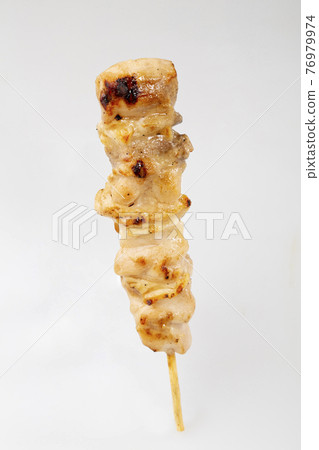 Charcoal grilled chicken skewers 76979974