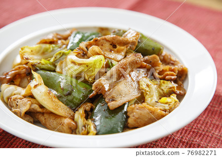 Cooked meat 76982271