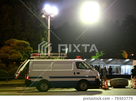 東京警視廳照明車輛及運行狀況 76983779