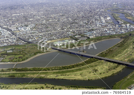 Aerial view of the vicinity of Lake Aya in Toda City, Saitama Prefecture 76984519