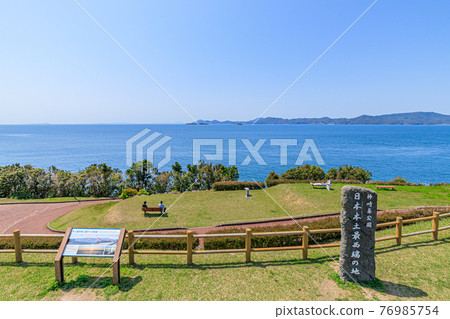 Kozakibana, the westernmost part of mainland Japan, Sasebo City, Nagasaki Prefecture 76985754