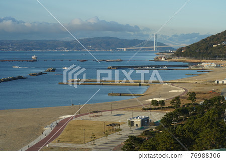 Suma coast in the morning 76988306