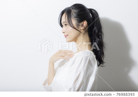 Women's beauty skin care 76988393