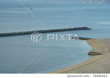 Suma coast in the morning 76988481