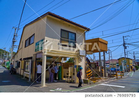 Inamuragasaki Station of Enoden in Kamakura City, Kanagawa Prefecture Inamuragasaki Station of Enoden in Kamakura City, Kanagawa Prefecture 76989793