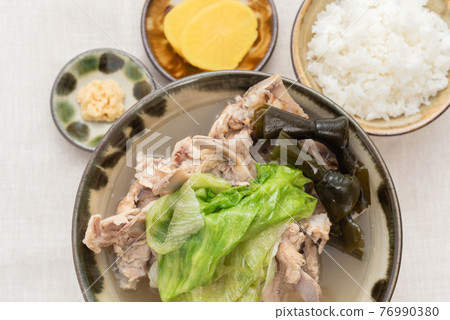 Okinawa cuisine bone soup set meal 76990380