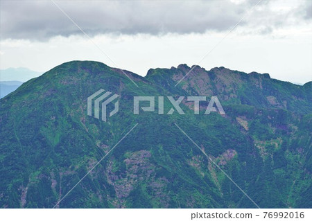 從中之嶽山脊看八海山 76992016