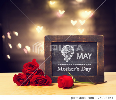 Mothers day message with roses Mothers day message with roses 76992563