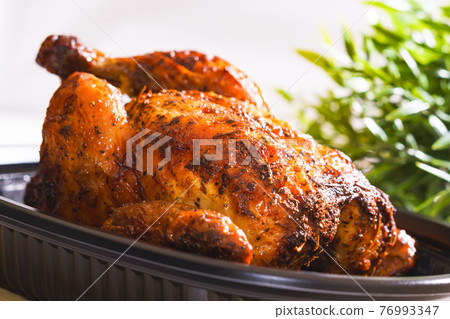 Roast chicken roasted takeout [with corona new normal] 76993347