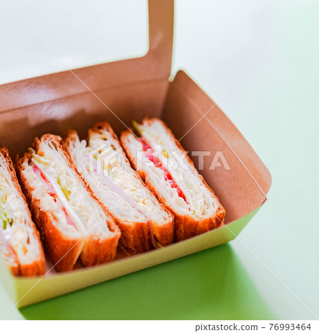 Danish sandwich sandwich lunch box takeout 76993464