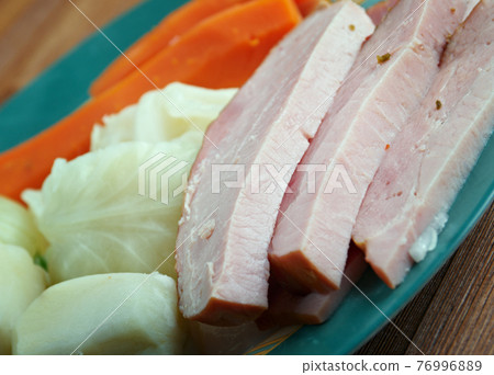 New England boiled dinner 76996889