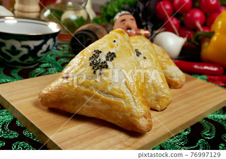 eastern food samsa eastern food samsa 76997129