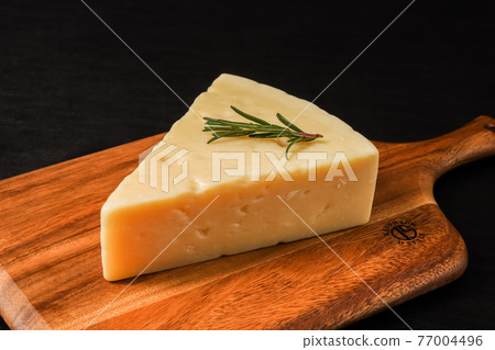 Parmigiano Reggiano 義大利起司 Parmigiano Reggiano Parmigiano Reggiano 義大利起司 Parmigiano Reggiano 77004496