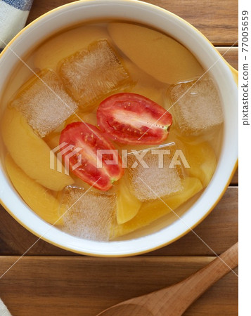 蜜餞黃桃,黃桃,櫻桃番茄,冰 蜜餞黃桃,黃桃,櫻桃番茄,冰 77005659