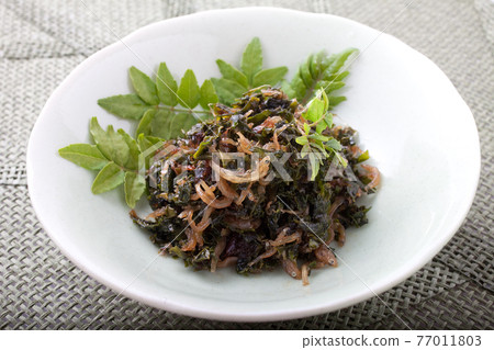 Tsukudani of Japanese pepper 77011803