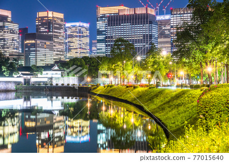《東京》丸之內辦公區,翠綠的櫻田護城河《夜景》 《東京》丸之內辦公區,翠綠的櫻田護城河《夜景》 77015640