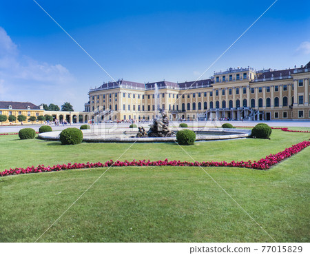 Austria Vienna Schönbrunn Palace Austria Vienna Schönbrunn Palace 77015829