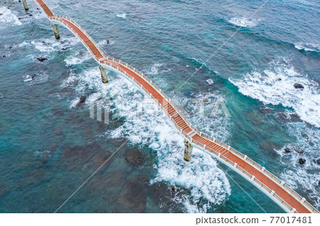 臺灣臺東成功鎮陰雨的三仙台風景區 Asia Taiwan Taitung Coas 77017481