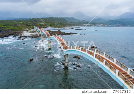 臺灣臺東成功鎮陰雨的三仙台風景區 Asia Taiwan Taitung Coas 臺灣臺東成功鎮陰雨的三仙台風景區 Asia Taiwan Taitung Coas 77017513