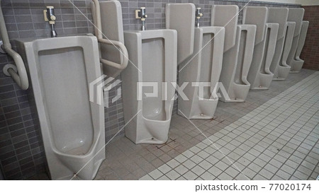 Scenery with a toilet <05> (Men's urinals in a public toilet) Scenery with a toilet <05> (Men's urinals in a public toilet) 77020174