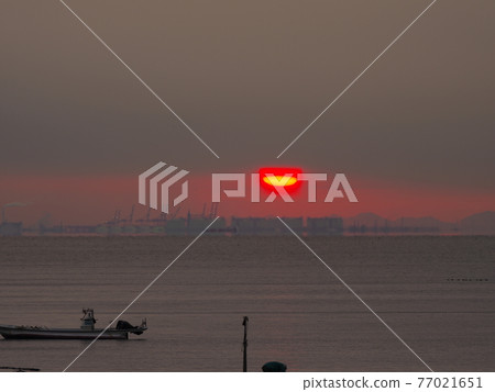 Yeongjongdo. Sunrise. Geojampo. Wharf. Shark Tail Island Yeongjongdo. Sunrise. Geojampo. Wharf. Shark Tail Island 77021651