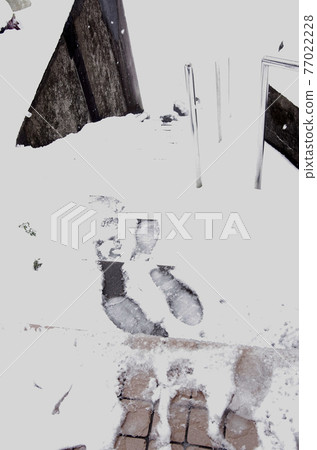積雪的樓梯腳印 積雪的樓梯腳印 77022228